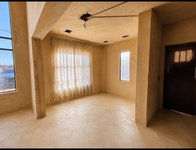 5 BEDROOM HOUSE FOR SALE IN GOLDEN GARDENS